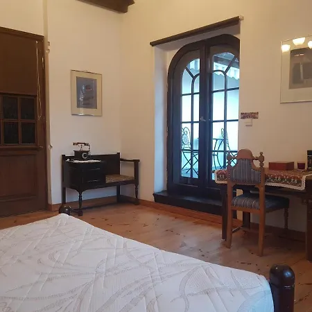 בית אירוח Old House