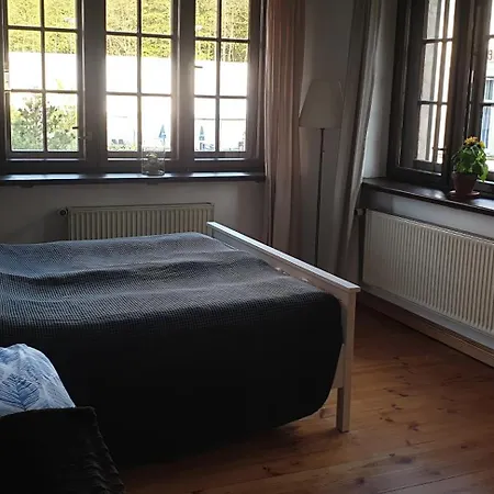 Willa Old House Homestay *